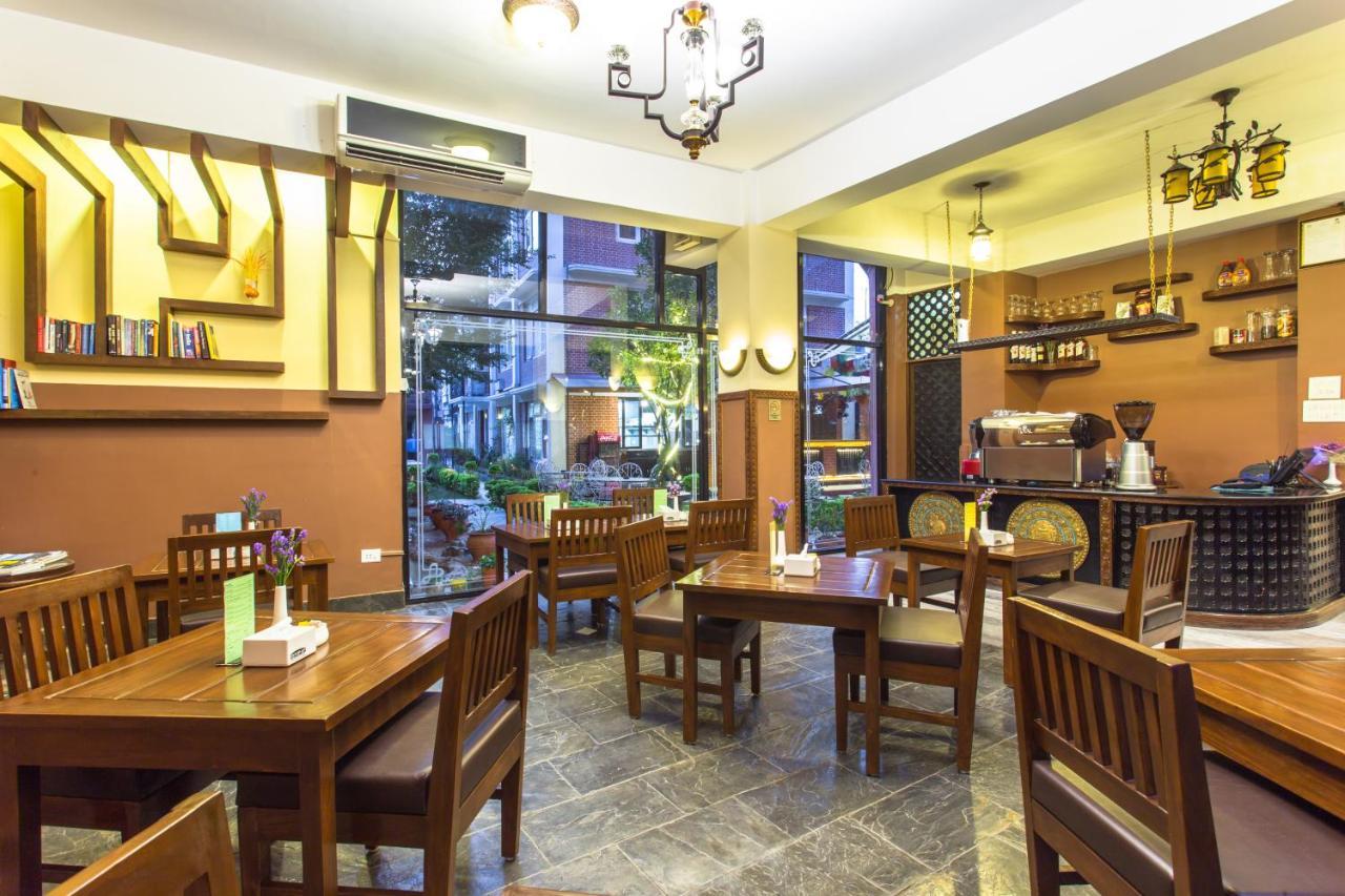 Hotel Yukhang Катманду Екстер'єр фото